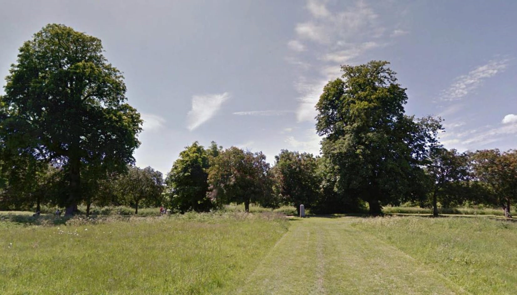 Northern-most nonsuch Palace marker viewed from east Northern-most nonsuch Palace marker viewed from east