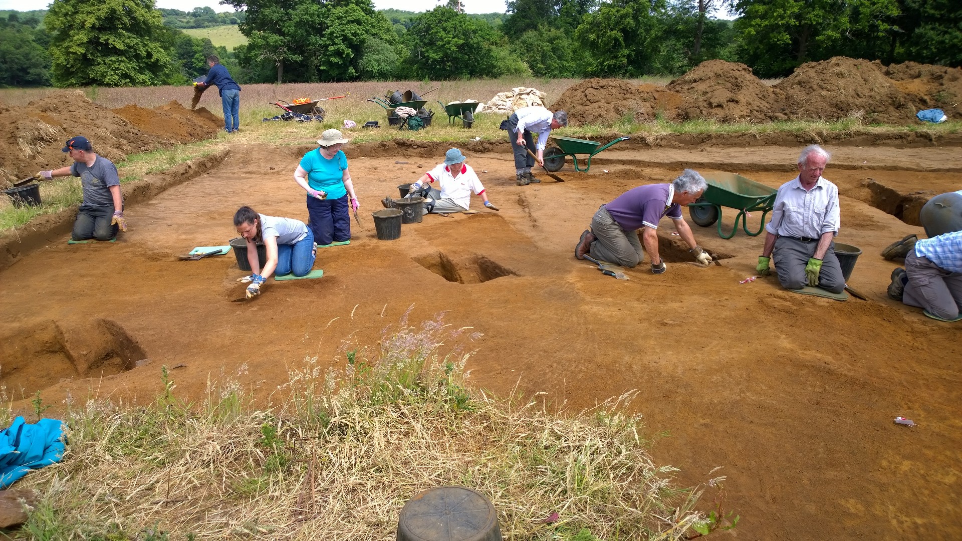 2015 excavation Cocks Farm Abinger 