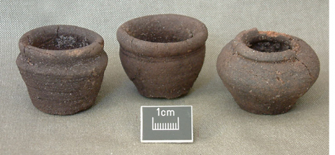 Frensham miniature pots 
