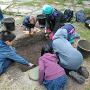 Community test pitting